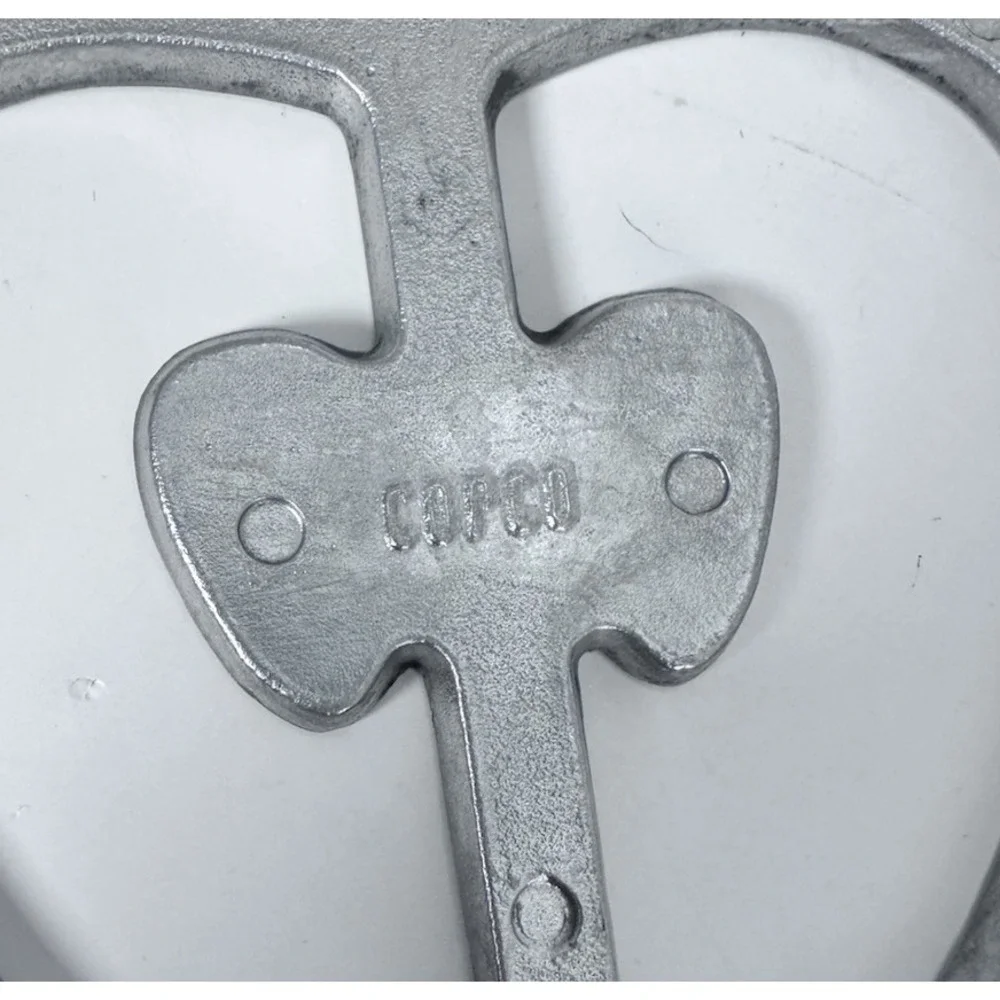 Copco Apple‎ Polished Aluminum Wall Hanging or Footed Trivet Decoration Silver